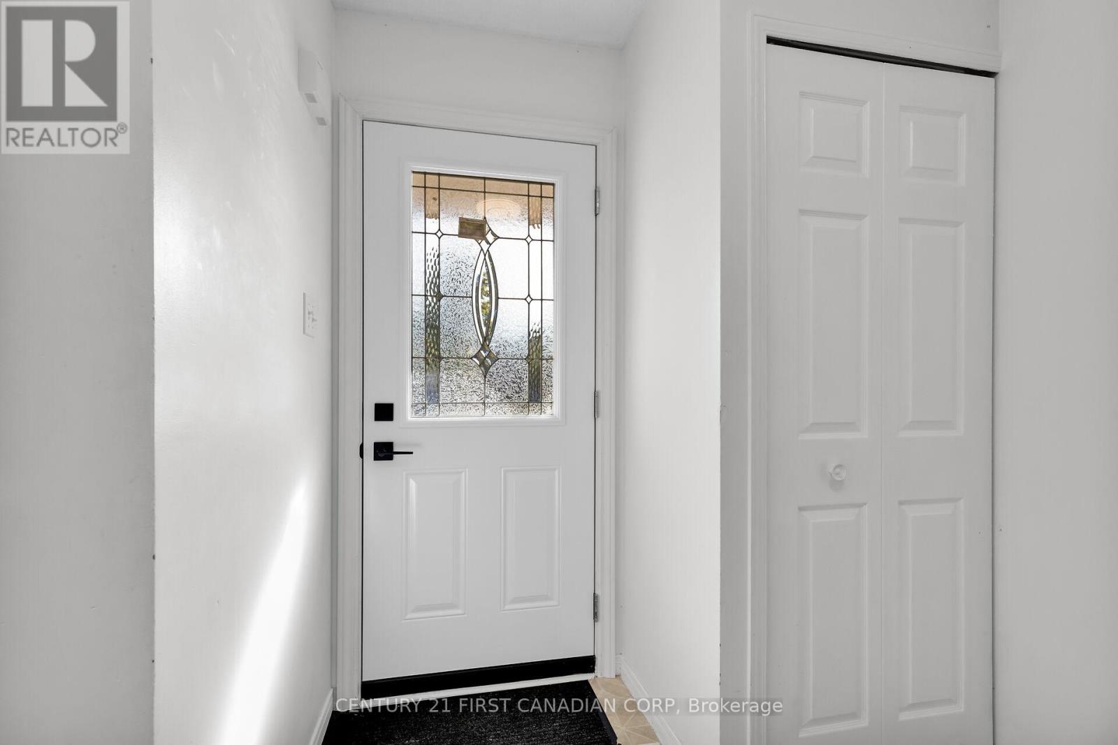 14 - 50 Chapman Court, London, Ontario  N6G 5E1 - Photo 3 - X9385745