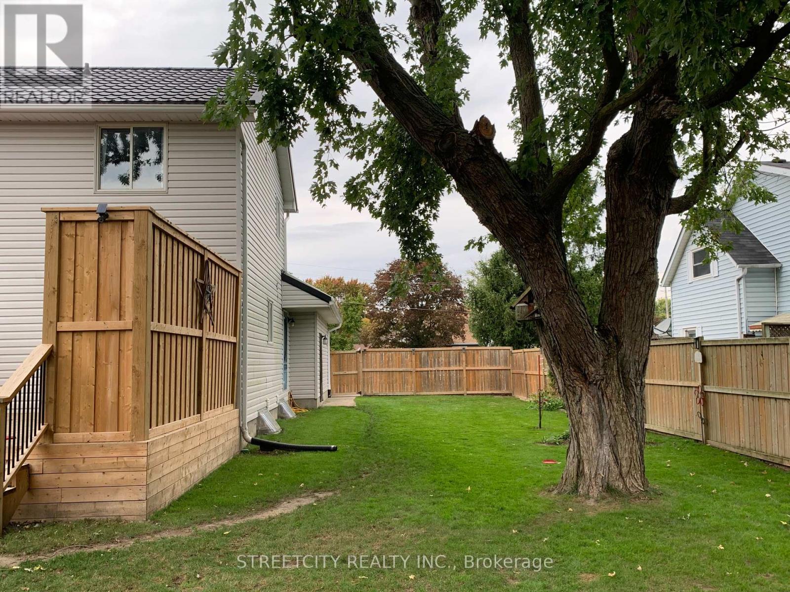 161 Roe Street, Southwest Middlesex (Glencoe), Ontario  N0L 1M0 - Photo 33 - X9385832