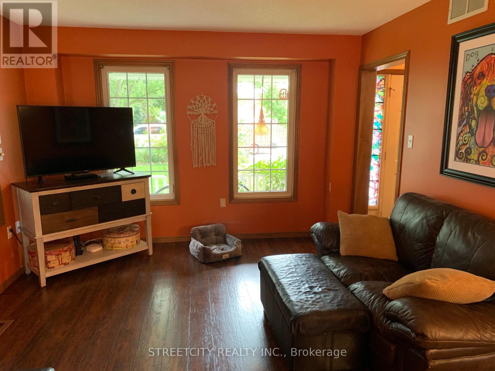 161 Roe Street, Southwest Middlesex (Glencoe), Ontario  N0L 1M0 - Photo 4 - X9385832