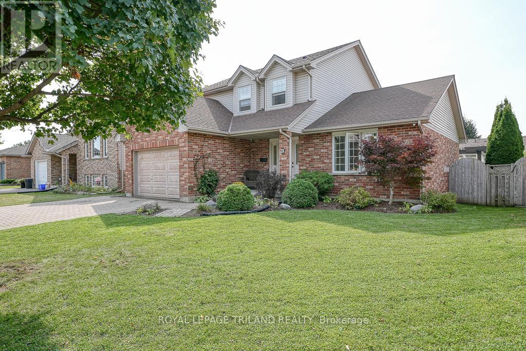 21 ORIOLE CRESCENT, woodstock, Ontario