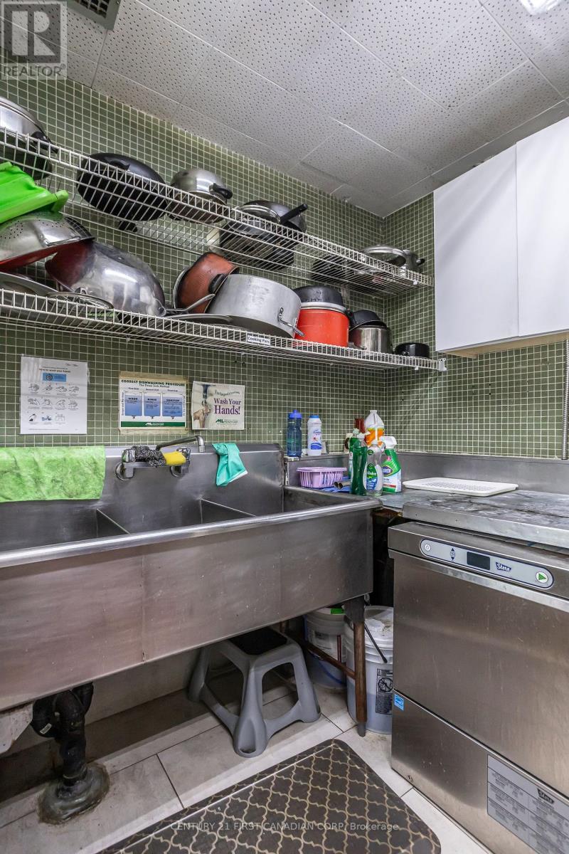 1697 Trafalgar Street, London, Ontario  N5W 1X2 - Photo 33 - X9386221