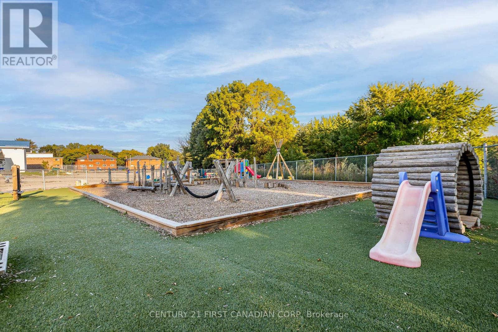 1697 Trafalgar Street, London, Ontario  N5W 1X2 - Photo 39 - X9386221