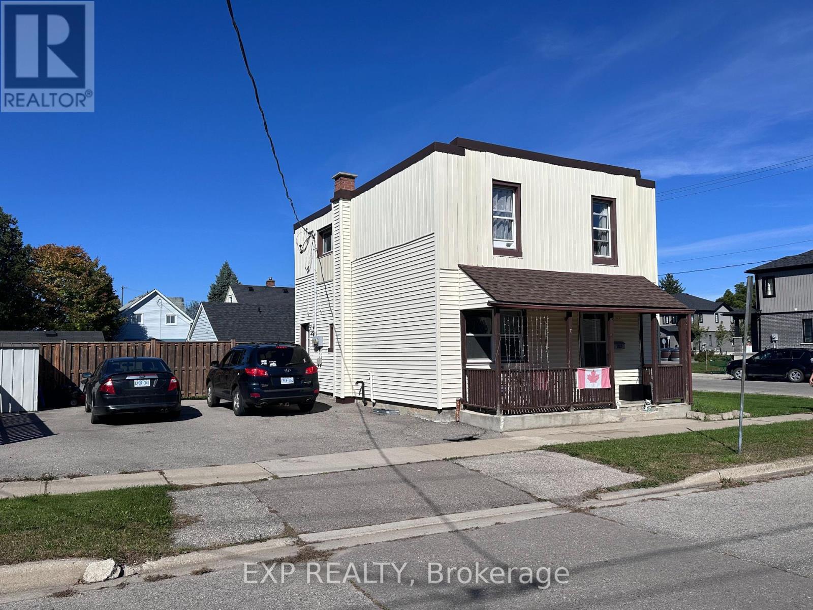 203 Grove Street, Norfolk (Simcoe), Ontario  N3Y 1K5 - Photo 2 - X9386533