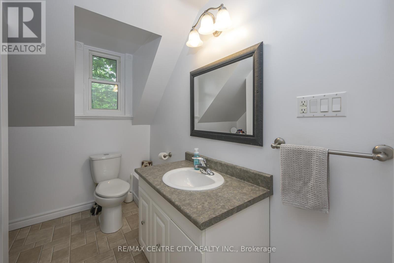 1305 Springbank Avenue, London, Ontario  N6K 1Z9 - Photo 20 - X9386847