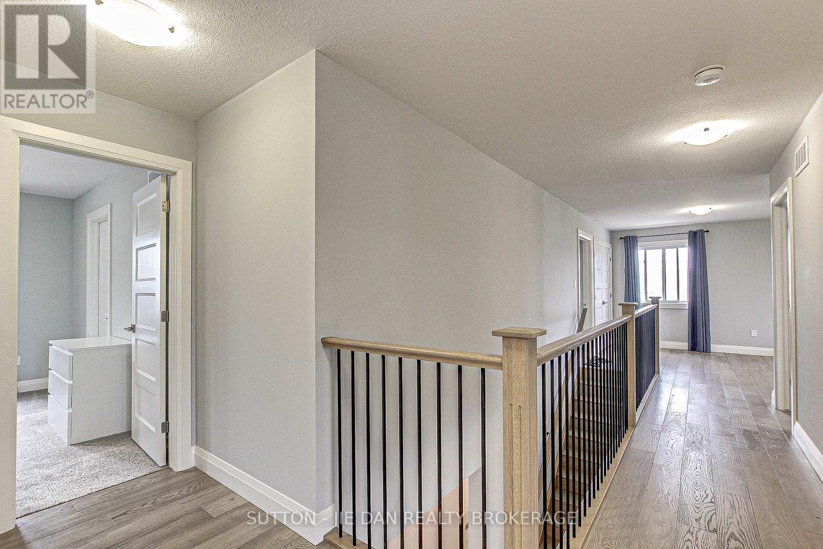 98 Locky Lane, Middlesex Centre (Komoka), Ontario  N0L 1R0 - Photo 13 - X9386867