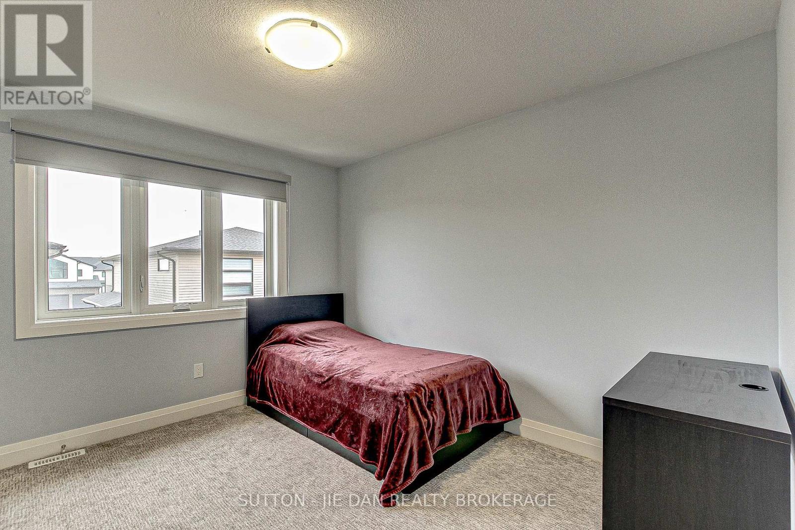 98 Locky Lane, Middlesex Centre (Komoka), Ontario  N0L 1R0 - Photo 16 - X9386867