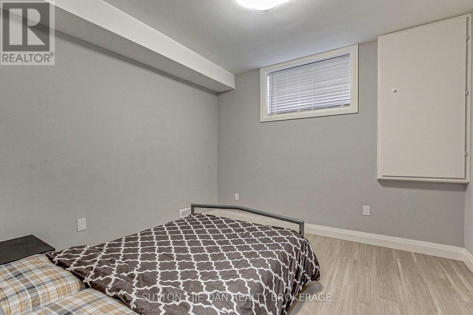 98 Locky Lane, Middlesex Centre (Komoka), Ontario  N0L 1R0 - Photo 29 - X9386867
