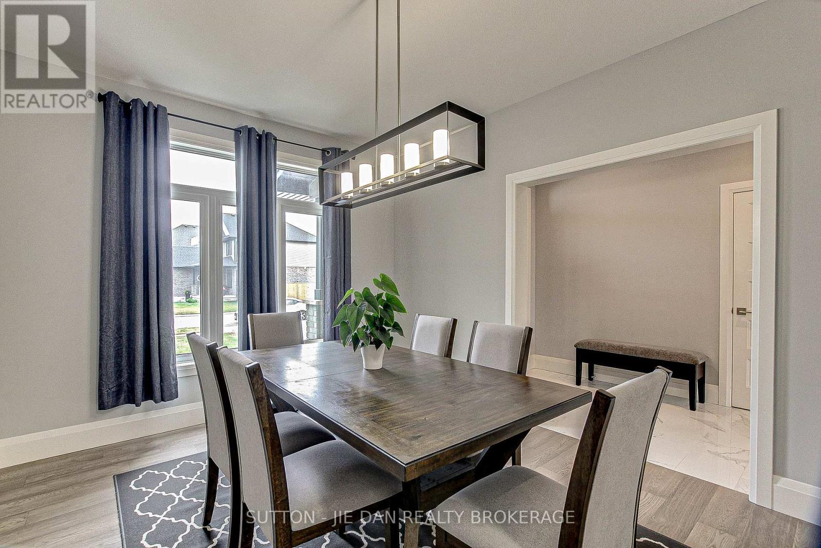 98 Locky Lane, Middlesex Centre (Komoka), Ontario  N0L 1R0 - Photo 32 - X9386867