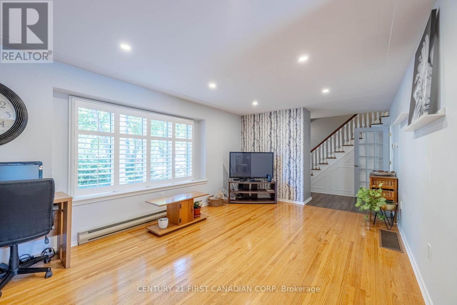 798 Warwick Street, Woodstock, Ontario  N4S 4R1 - Photo 4 - X9386876