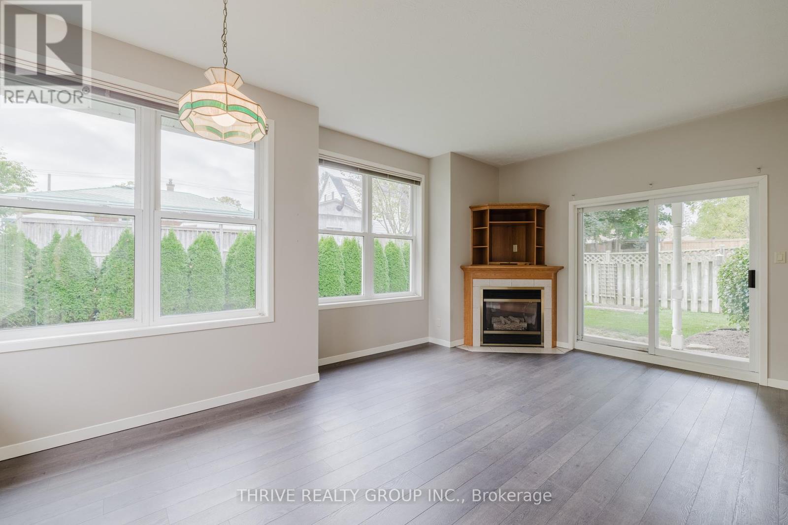 678 Roselawn Avenue, Woodstock, Ontario  N4S 5S5 - Photo 13 - X9387470