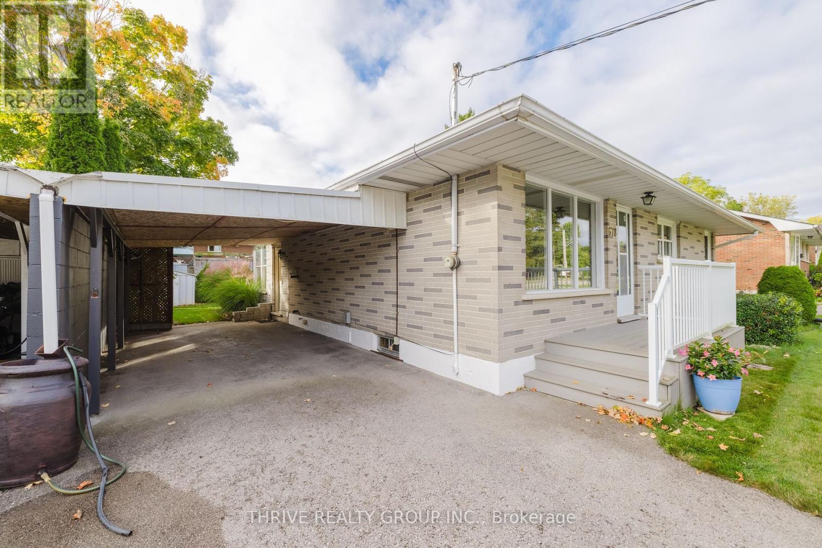 678 Roselawn Avenue, Woodstock, Ontario  N4S 5S5 - Photo 2 - X9387470