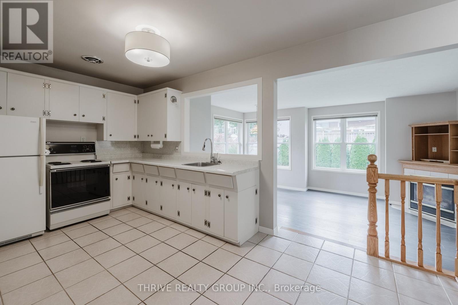 678 Roselawn Avenue, Woodstock, Ontario  N4S 5S5 - Photo 9 - X9387470