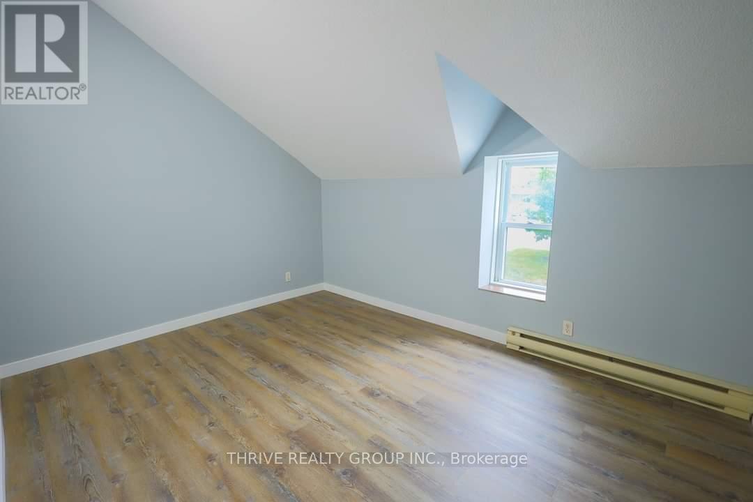Upper - 211 Clarence Street, London, Ontario  N6B 2J9 - Photo 5 - X9387557