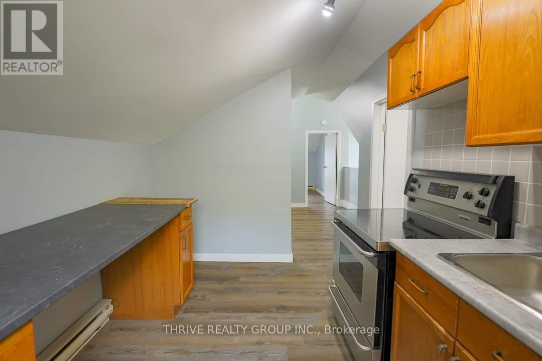 Upper - 211 Clarence Street, London, Ontario  N6B 2J9 - Photo 9 - X9387557