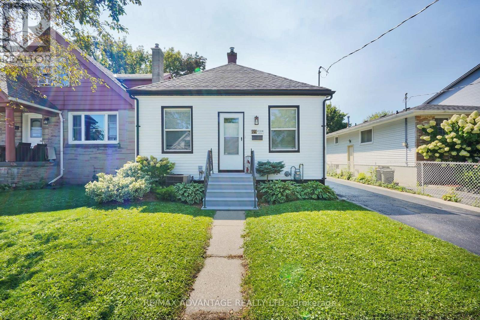 49 BRISCOE STREET W, london, Ontario