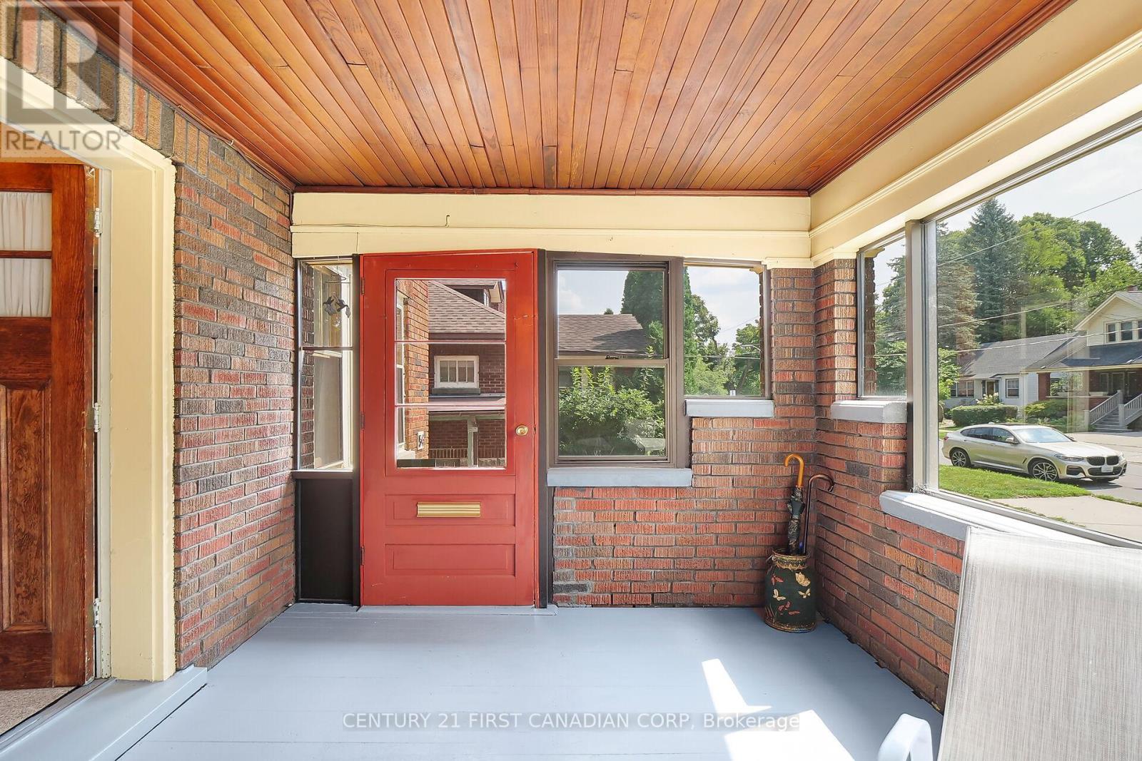 54 Victor Street, London, Ontario  N6C 1B7 - Photo 4 - X9388907