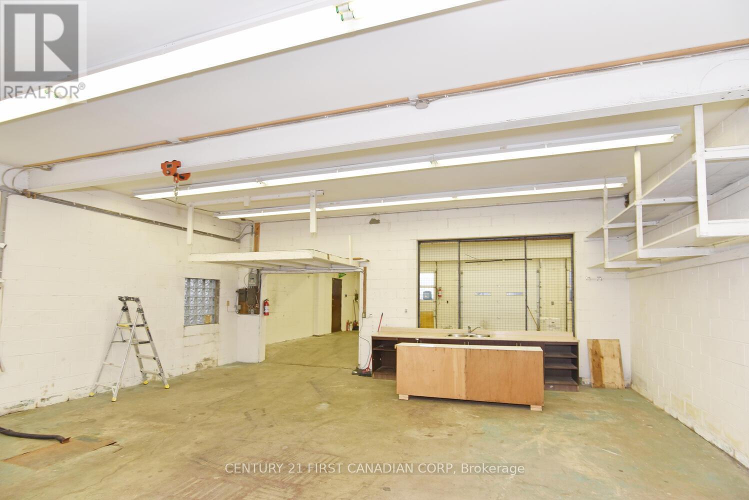 1775 Oxford Street E, London, Ontario  N5V 2Z6 - Photo 14 - X9388921