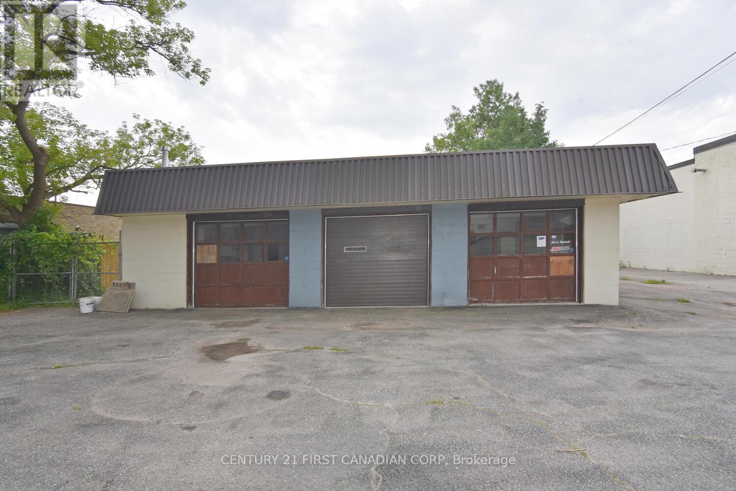 1775 Oxford Street E, London, Ontario  N5V 2Z6 - Photo 22 - X9388921