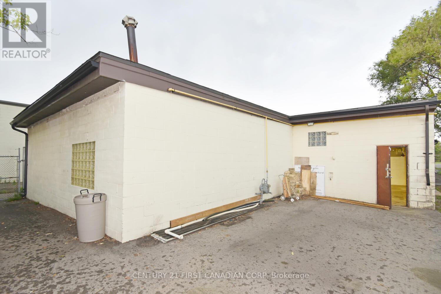 1775 Oxford Street E, London, Ontario  N5V 2Z6 - Photo 25 - X9388921