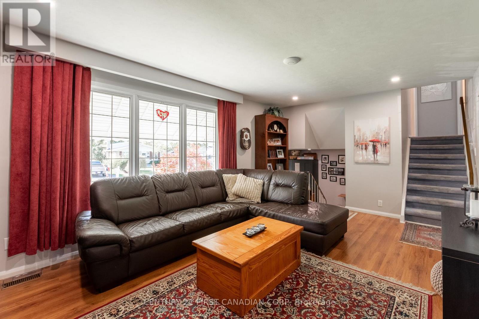 53 Dunwich Drive, St. Thomas, Ontario  N5R 4T7 - Photo 7 - X9388995