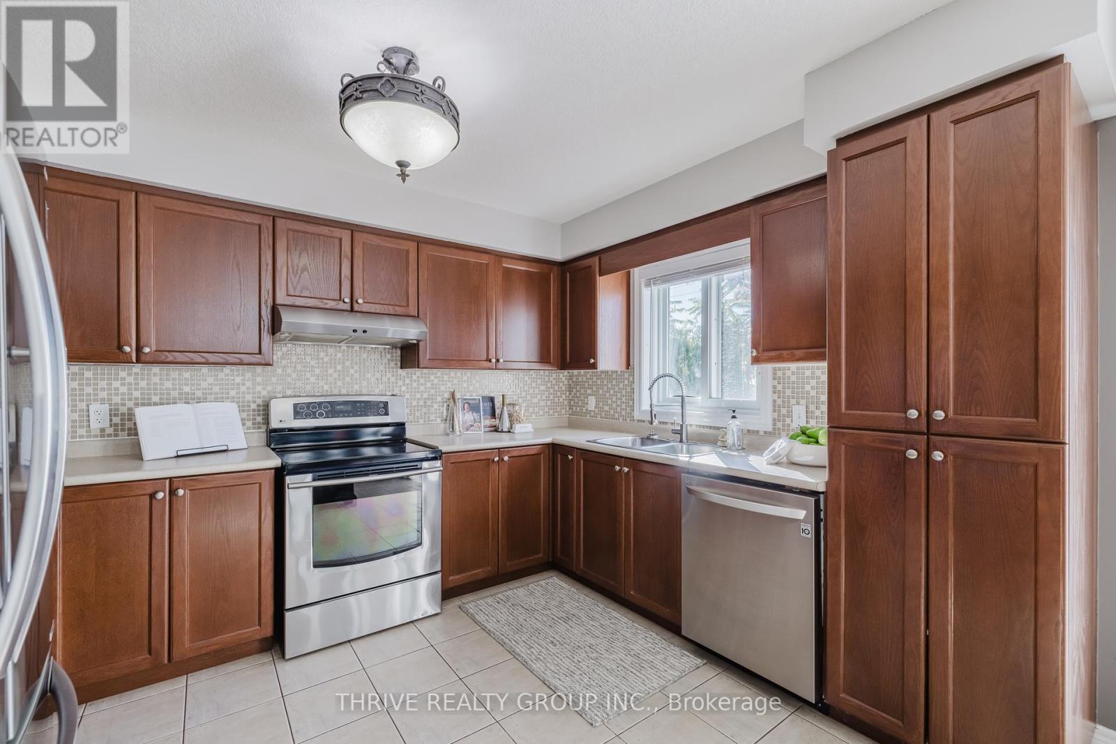 1007 Byronmanor Road, London, Ontario  N6K 5B1 - Photo 9 - X9389218