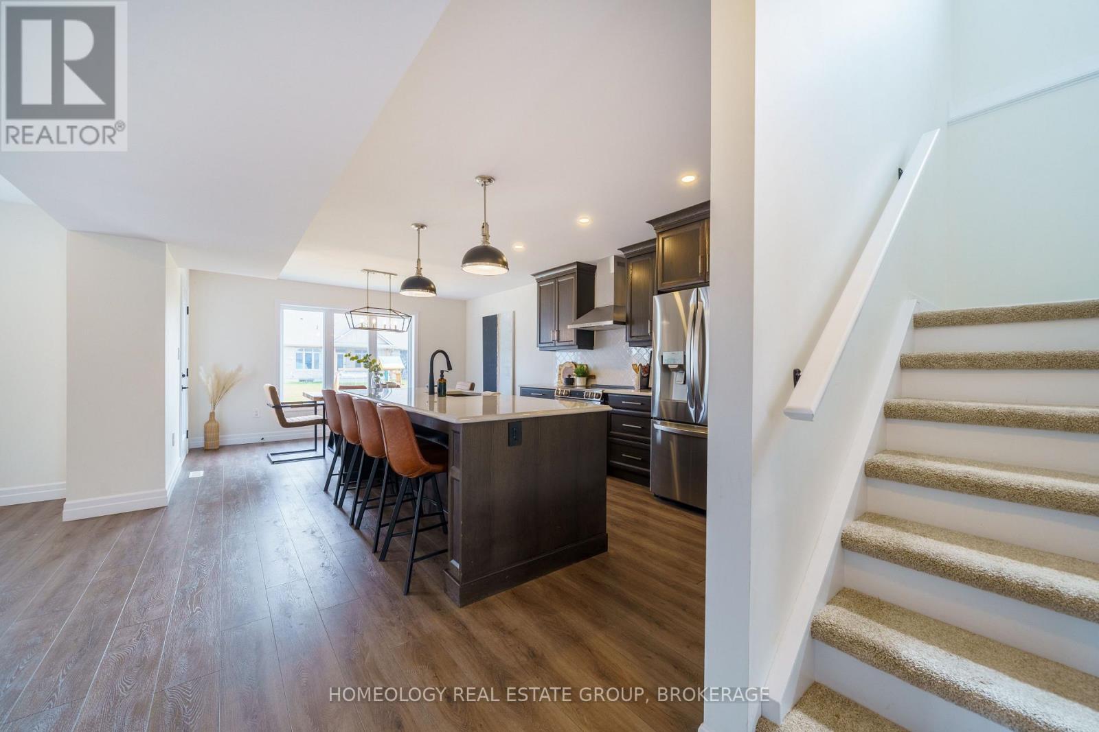 107 Phibbs Street, Lambton Shores (Forest), Ontario  N0N 1J0 - Photo 6 - X9389645