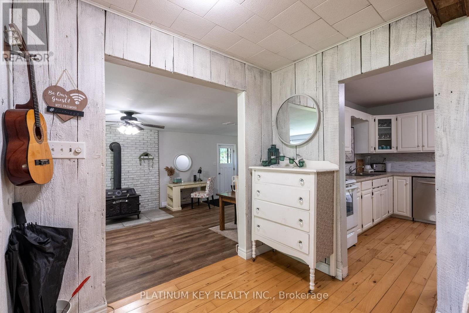 5409 Oak Avenue, Lambton Shores, Ontario  N0N 1J0 - Photo 10 - X9390512
