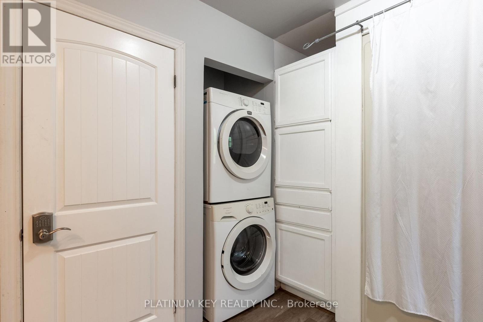 5409 Oak Avenue, Lambton Shores, Ontario  N0N 1J0 - Photo 23 - X9390512