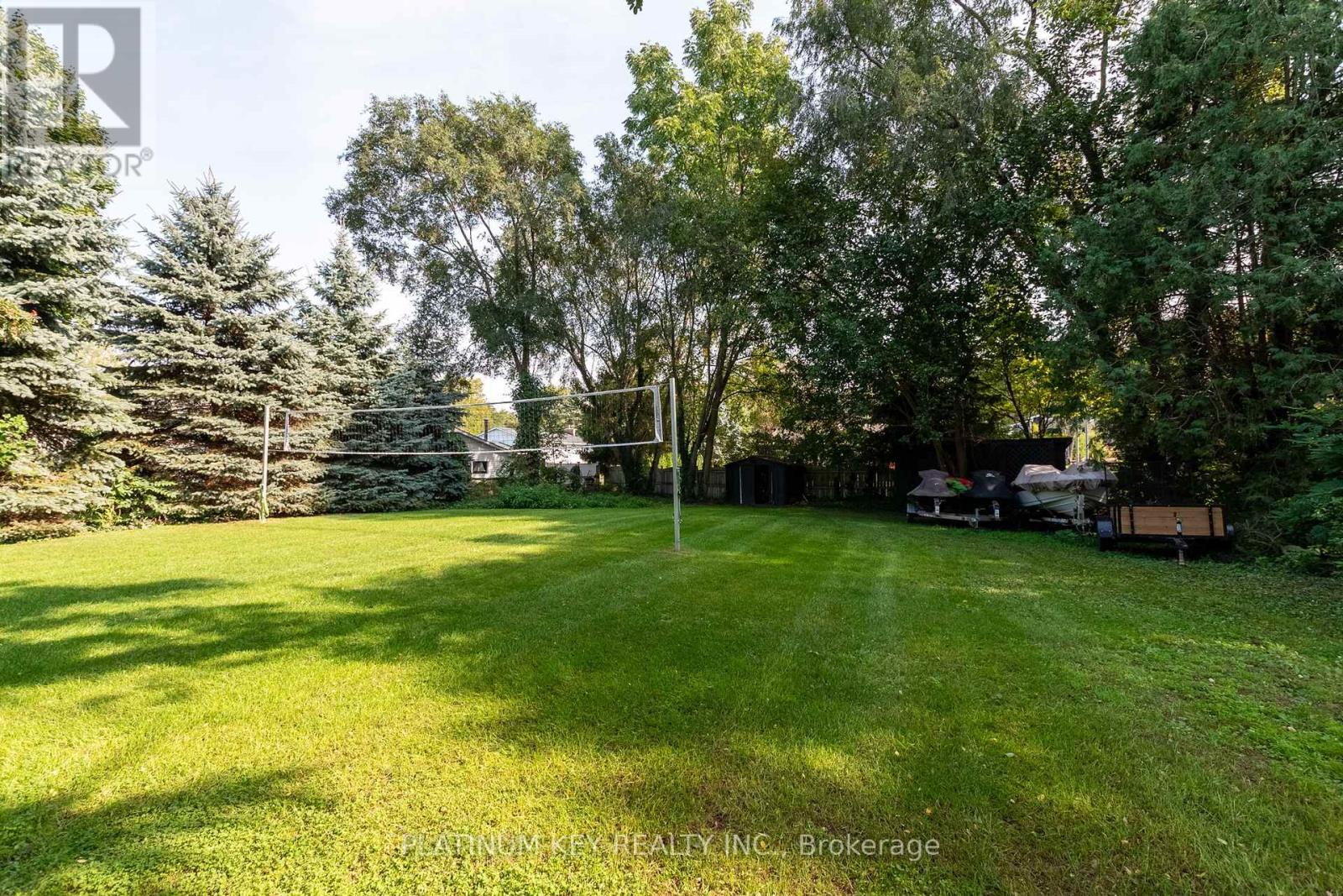 5409 Oak Avenue, Lambton Shores, Ontario  N0N 1J0 - Photo 35 - X9390512