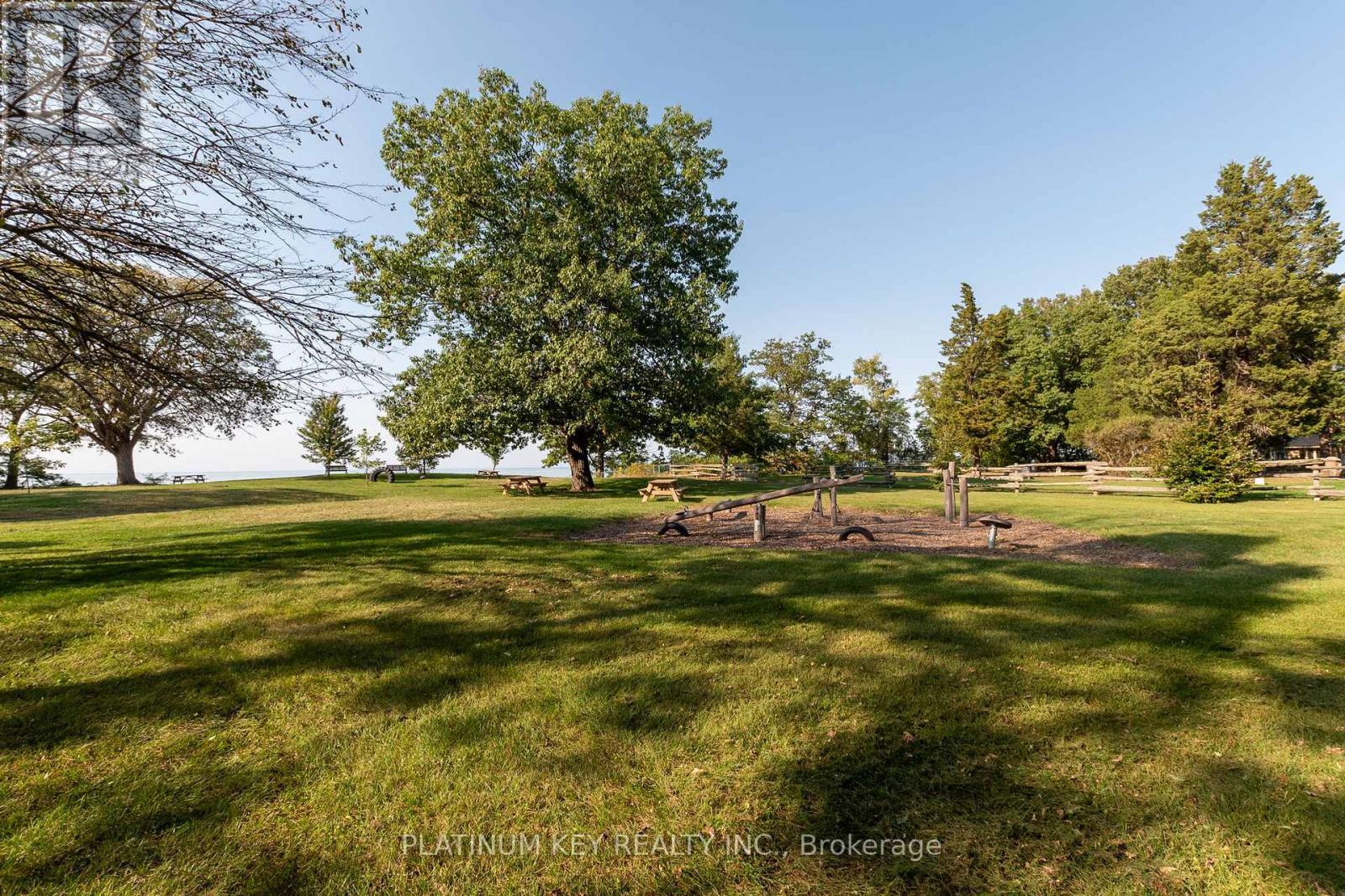 5409 Oak Avenue, Lambton Shores, Ontario  N0N 1J0 - Photo 36 - X9390512