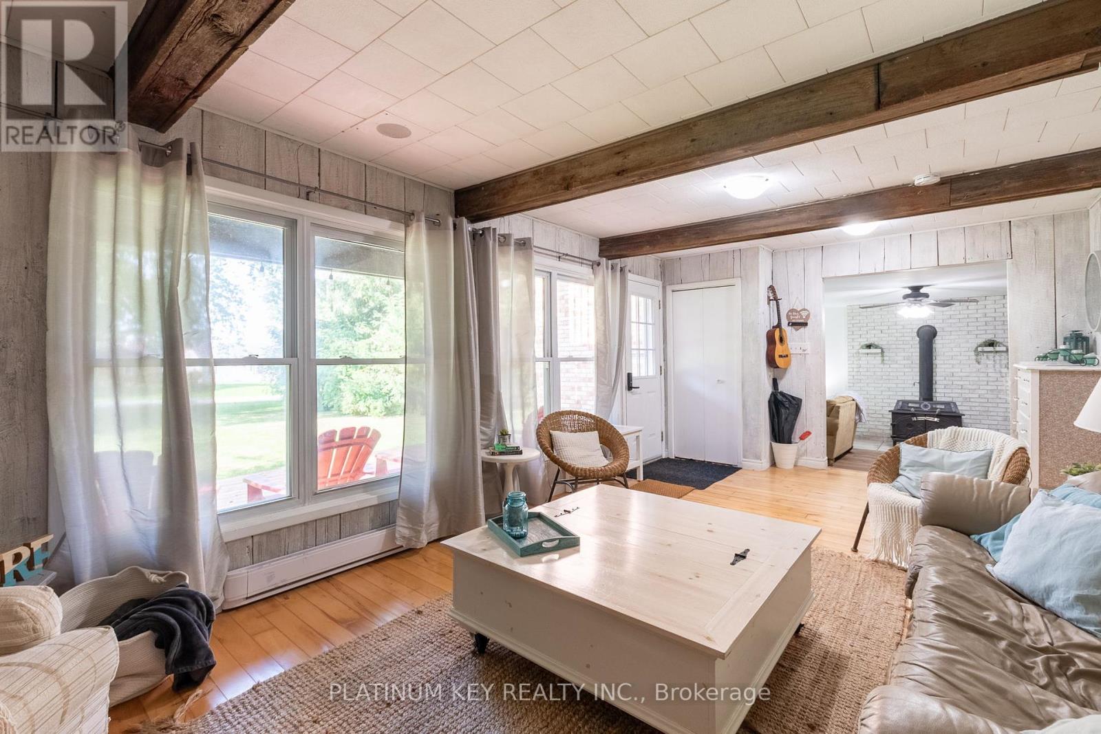 5409 Oak Avenue, Lambton Shores, Ontario  N0N 1J0 - Photo 8 - X9390512