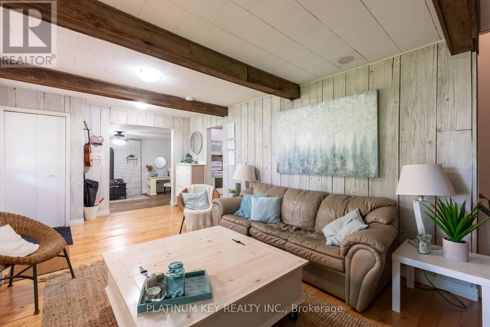 5409 Oak Avenue, Lambton Shores, Ontario  N0N 1J0 - Photo 9 - X9390512
