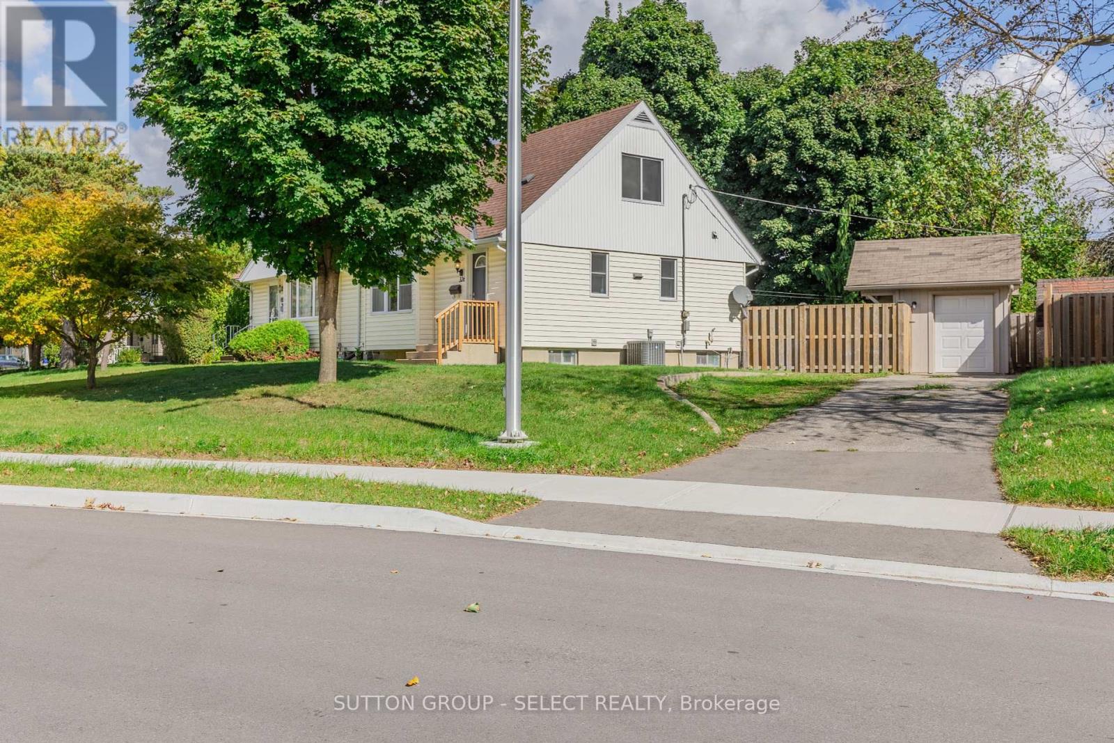 326 Flanders Row, London, Ontario  N5Y 1C4 - Photo 4 - X9390516