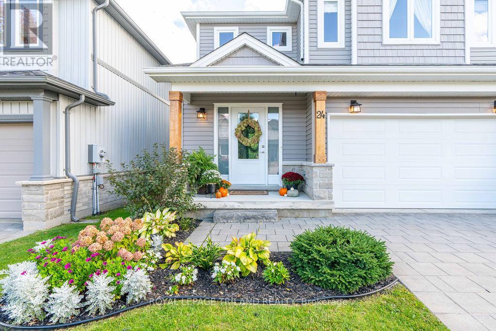 24 Willis Avenue, Strathroy-Caradoc (Se), Ontario  N7G 4M2 - Photo 2 - X9390562