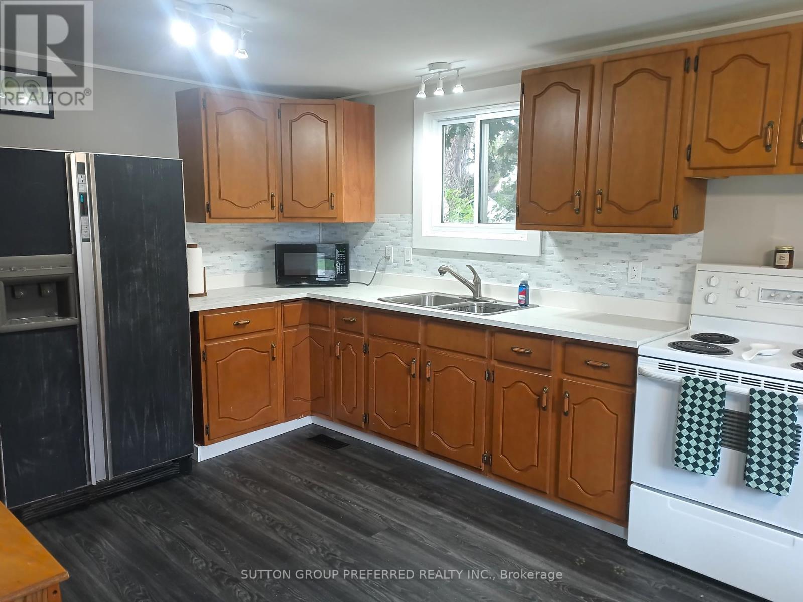 146 Frederic Street, West Elgin (West Lorne), Ontario  N0L 2P0 - Photo 7 - X9390582