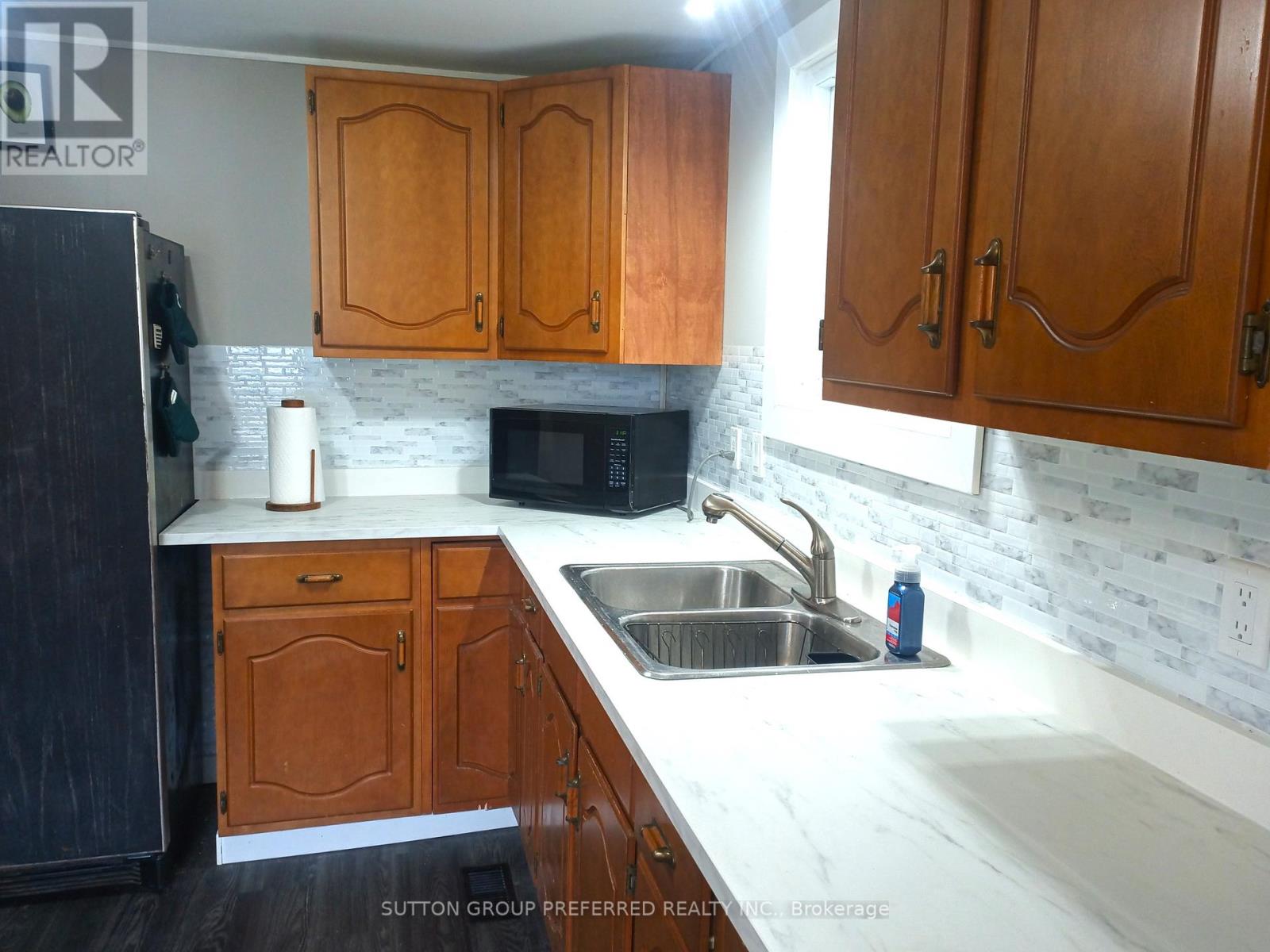 146 Frederic Street, West Elgin (West Lorne), Ontario  N0L 2P0 - Photo 8 - X9390582