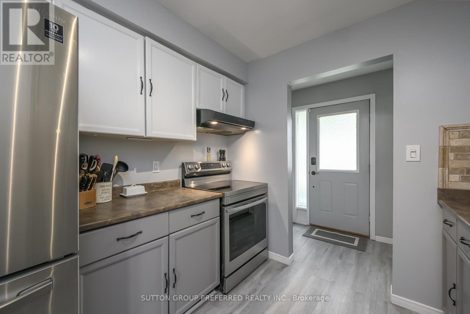 239 Portsmouth Crescent E, London, Ontario  N5V 4C9 - Photo 4 - X9390864