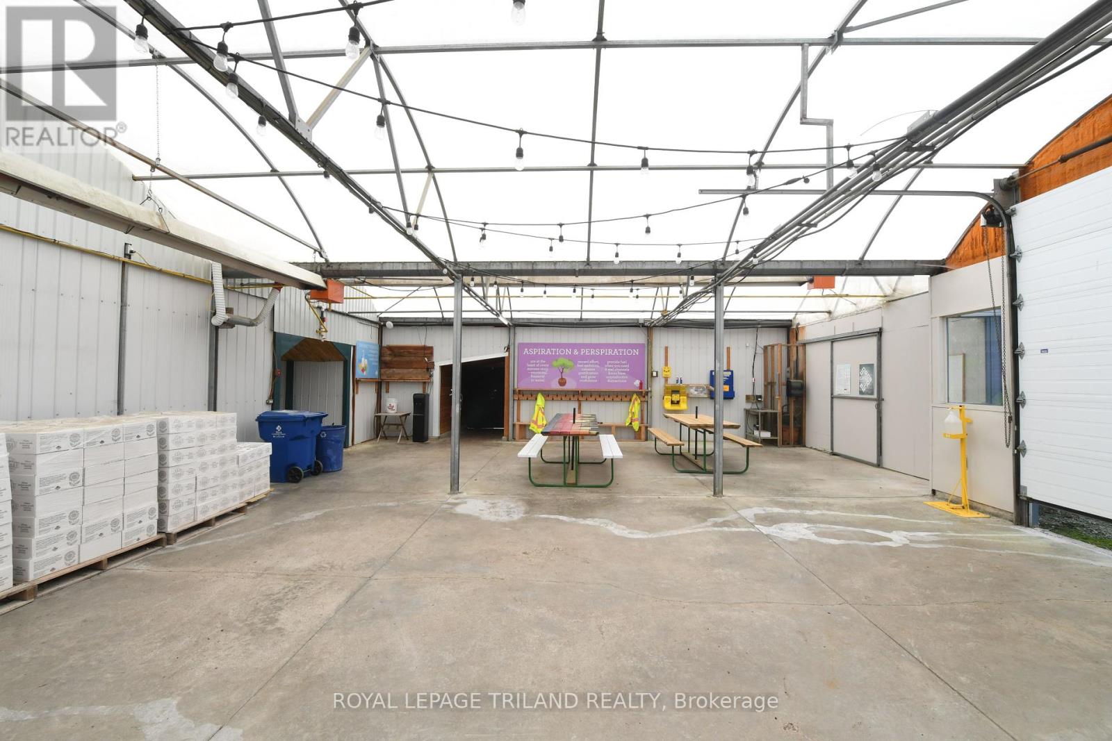 5101 Dundas Street, Thames Centre (Thorndale), Ontario  N0M 2P0 - Photo 4 - X9391046