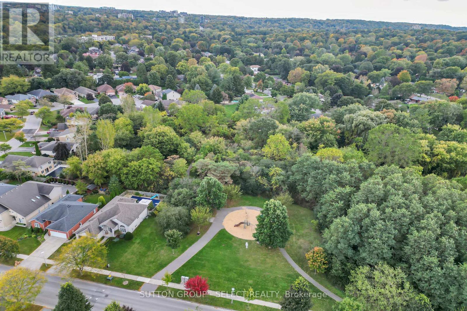 655 Thornwood Court, London, Ontario  N6H 5J5 - Photo 5 - X9391076