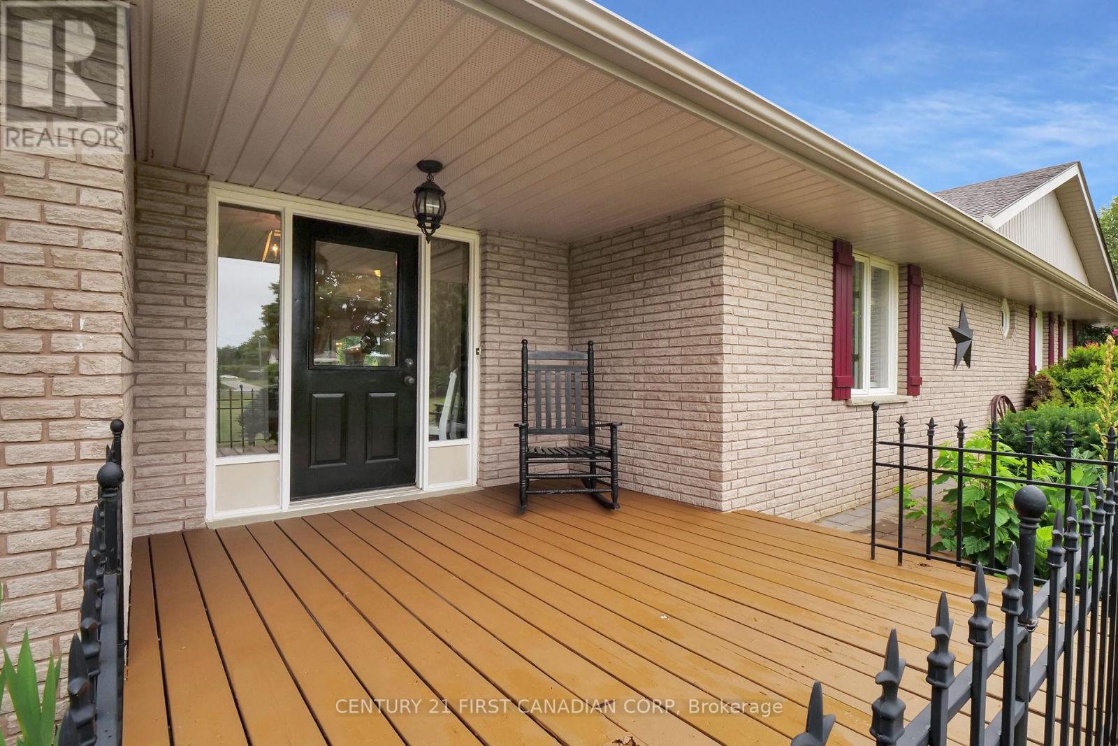 25510 Silver Clay Line, West Elgin (West Lorne), Ontario  N0L 2P0 - Photo 4 - X9392024