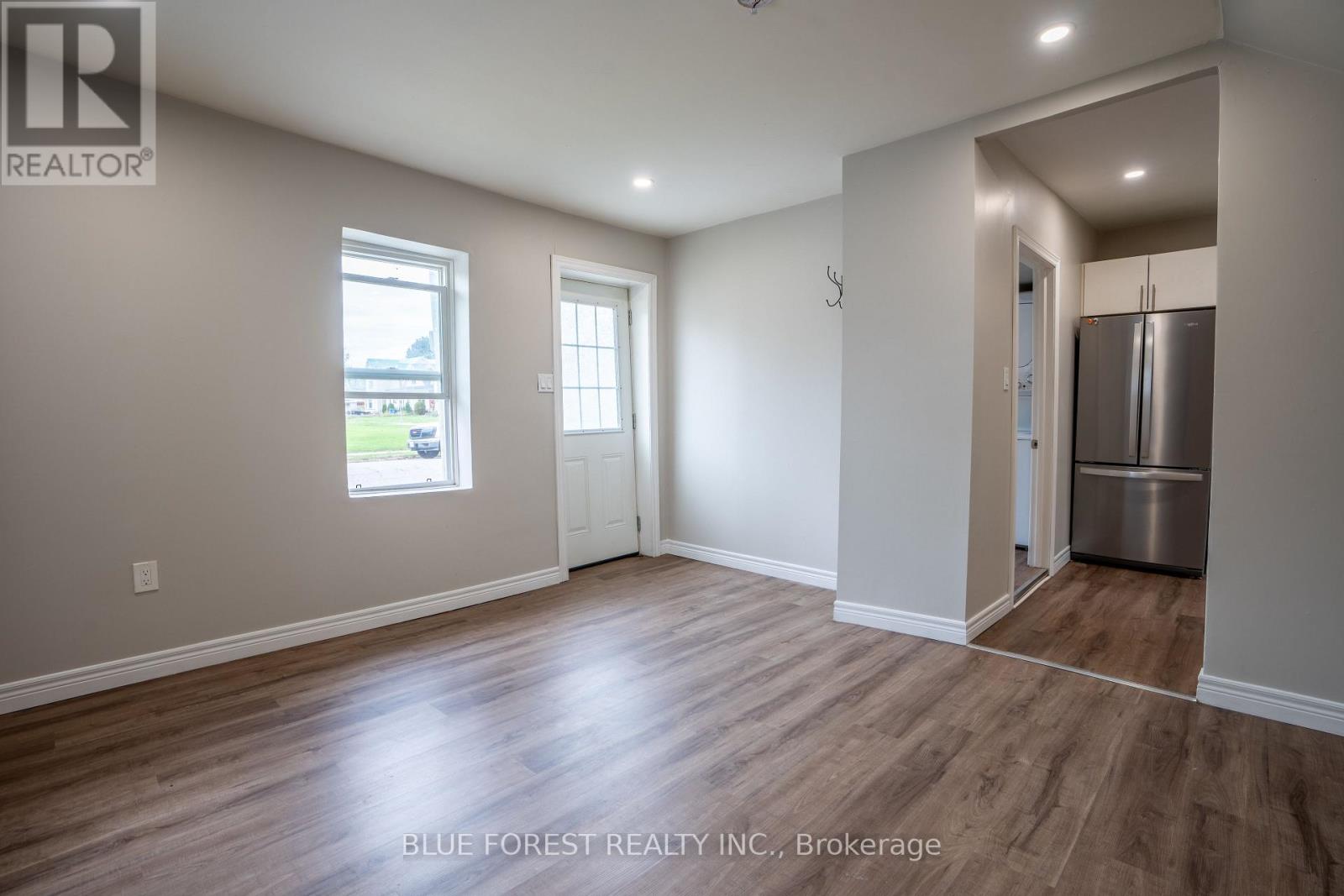 171 Raleigh Street, Chatham-Kent (Chatham), Ontario  N7M 2N6 - Photo 2 - X9392373