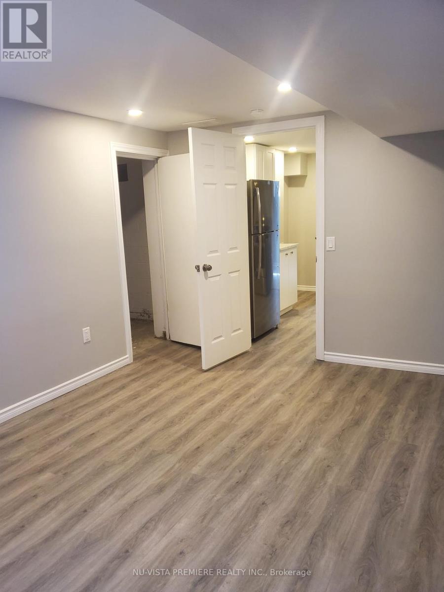 63 Wistow Street, London, Ontario  N5Y 1C9 - Photo 2 - X9392782