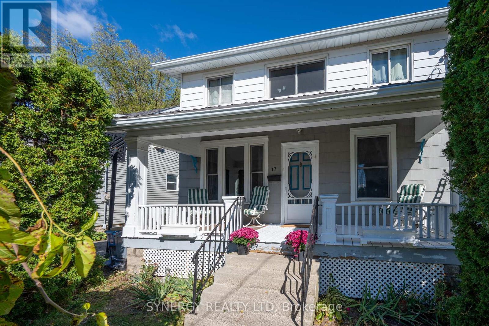 17 Palm Street, St. Thomas, Ontario  N5R 1Y4 - Photo 3 - X9394603