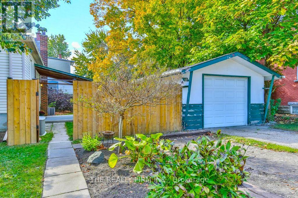 13 Second Avenue, St. Thomas, Ontario  N5R 4L3 - Photo 3 - X9394837