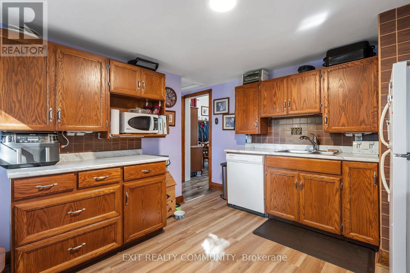45 Barwick Street, St. Thomas, Ontario  N5P 1Z9 - Photo 8 - X9395537