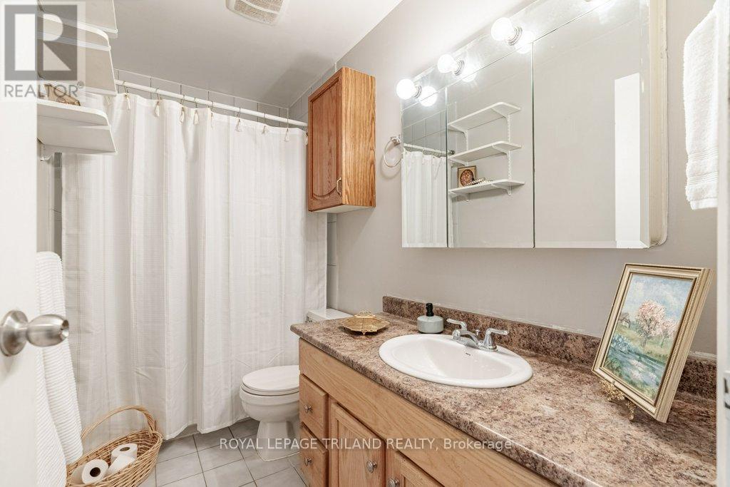 35 Caprice Crescent, London, Ontario  N5V 3L9 - Photo 17 - X9395614