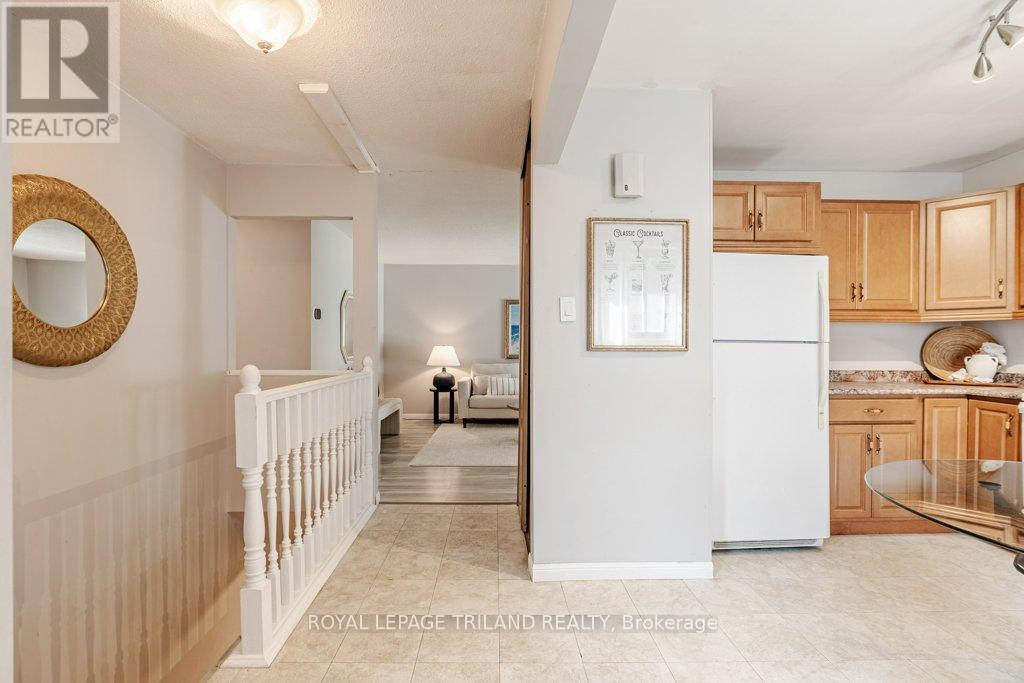 35 Caprice Crescent, London, Ontario  N5V 3L9 - Photo 8 - X9395614
