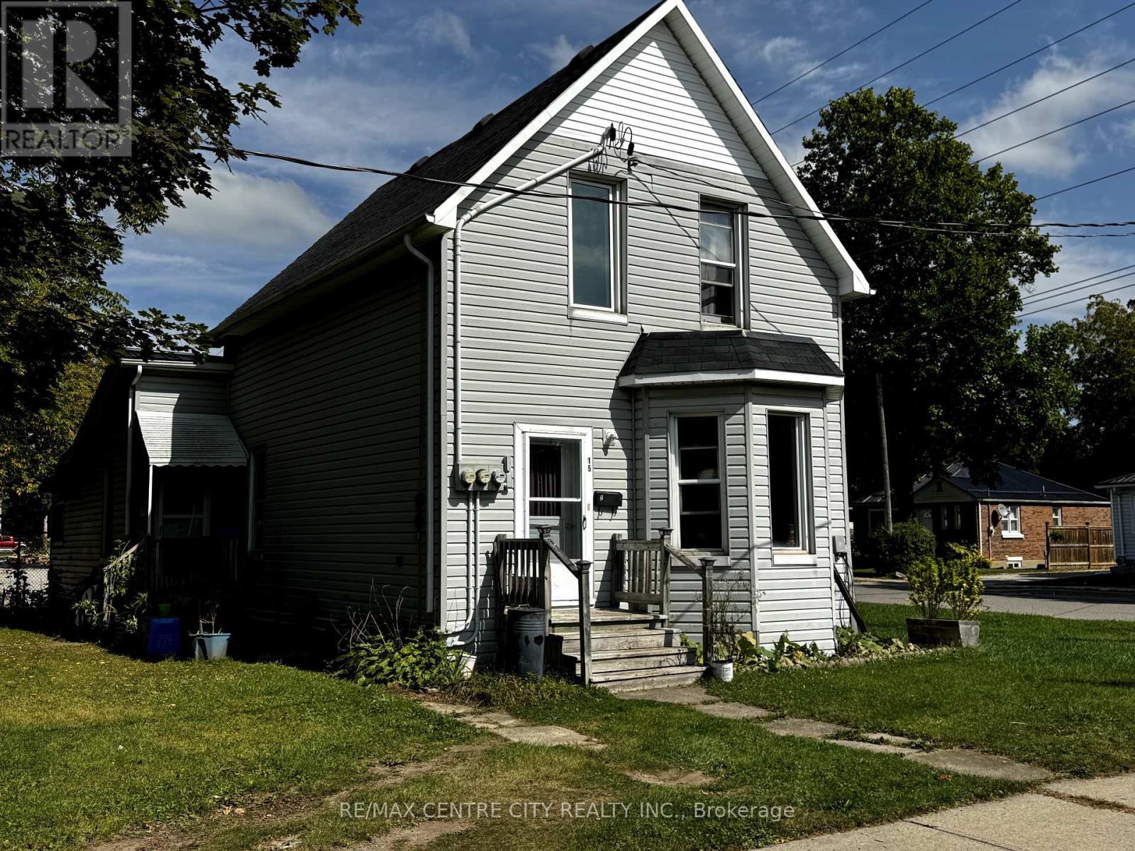15 Chestnut Street E, Aylmer (Ay), Ontario  N5H 1E1 - Photo 3 - X9395983