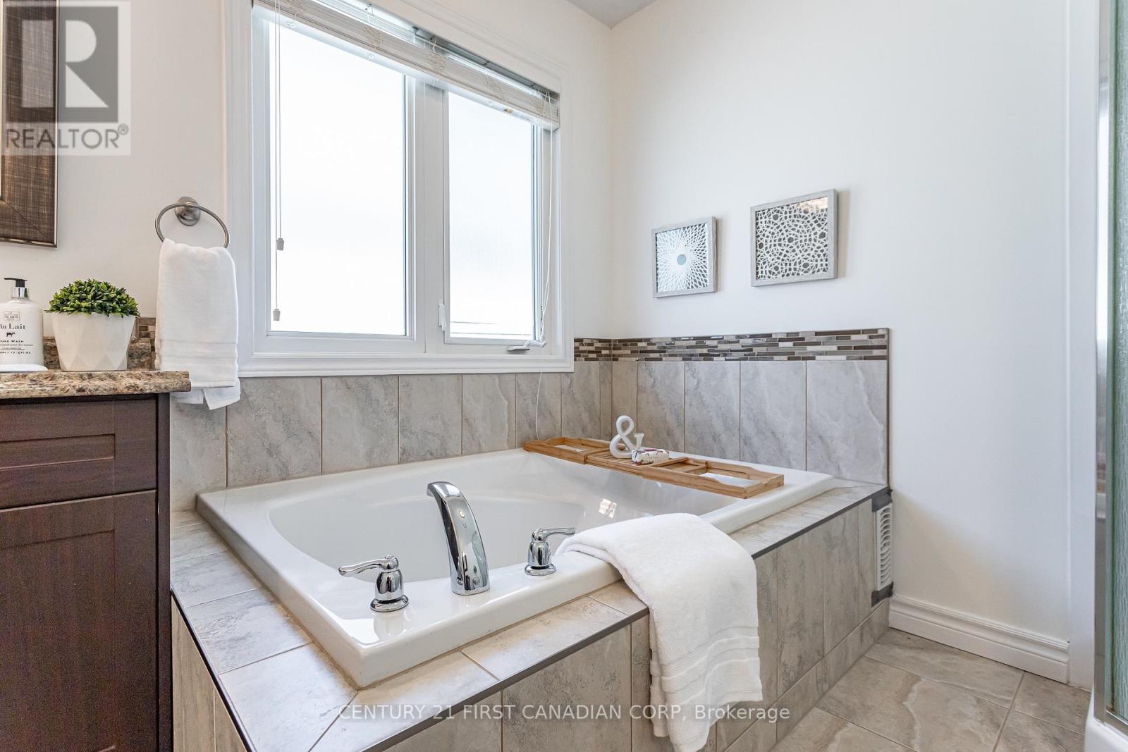 1316 Whetherfield Street, London, Ontario  N6H 0E5 - Photo 20 - X9395993
