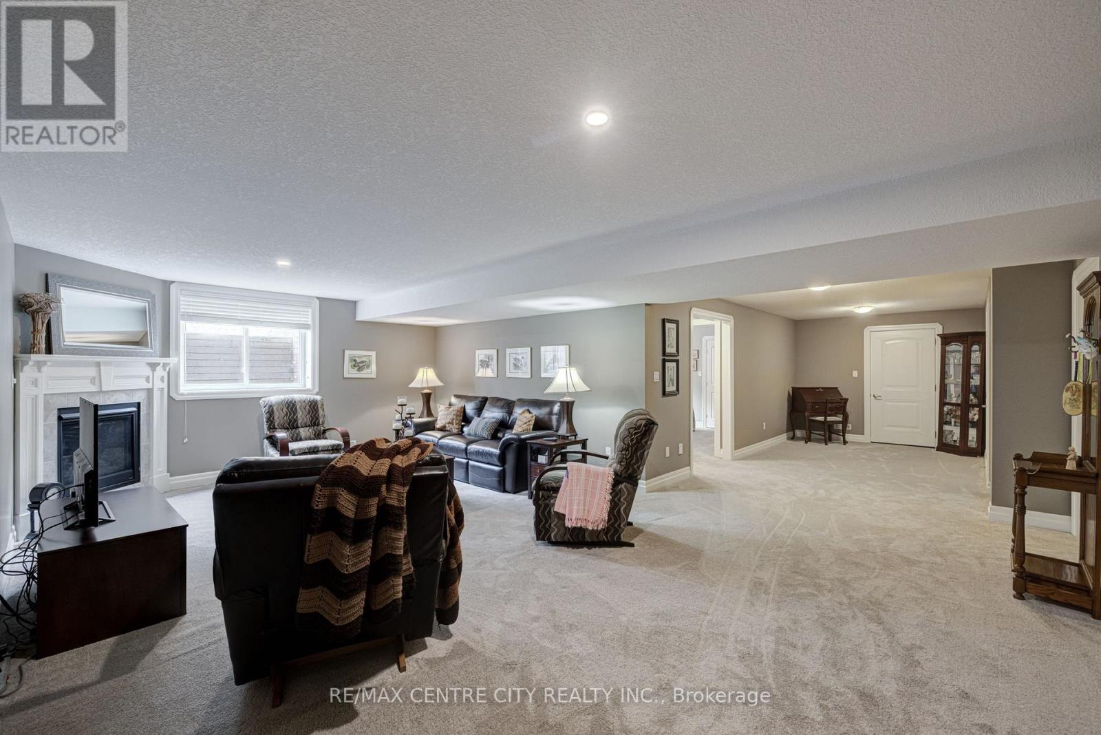 7 Drake Court, Strathroy-Caradoc (Sw), Ontario  N7G 0E1 - Photo 22 - X9396142